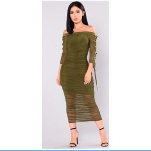 Shauna off the shoulder dress